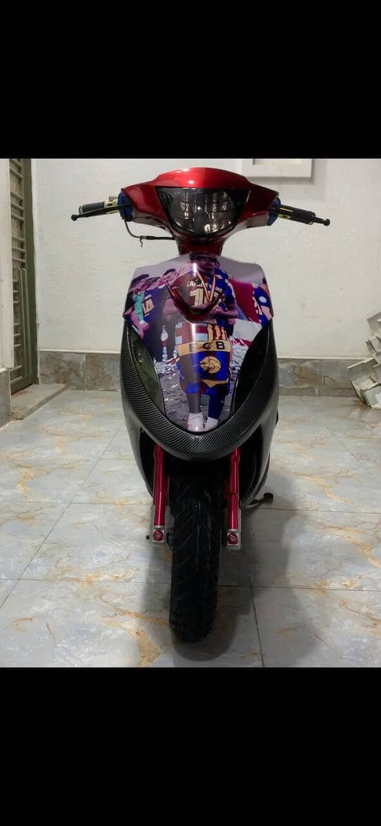 السلام عليكم
عدله جاهزه كلشي شغال بس نقص هورن وبگ لايت ب الكهربائيات شغاله سلف وهندر بيها مكينة 55 
ناصريه مركز 
سعرها 500 
***********
