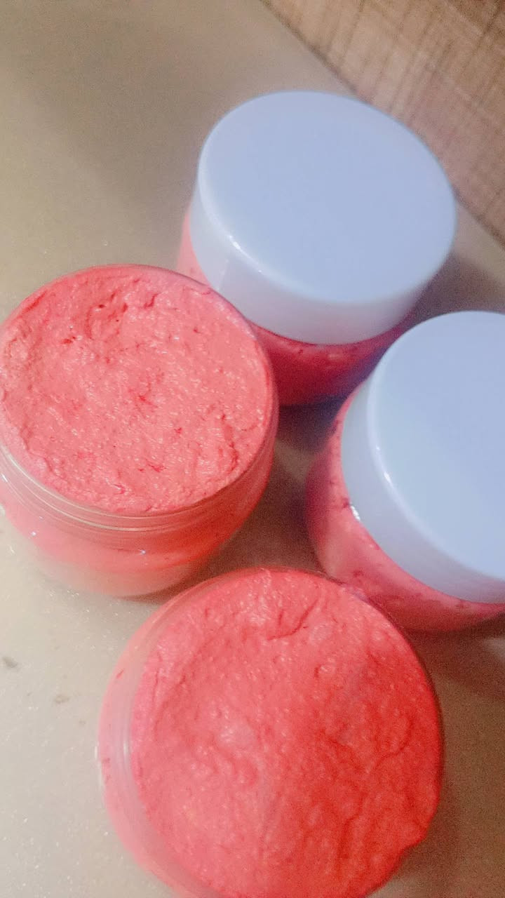 😍جديدنااااااااا 😍 
صابونية الورد الجوري لتبيض الجسم والمناطق الحساسة والتخلص من التصبغات العنيدة وجلد الوزة
للتخلص من الاسمرار في الركب وتحت الابط والاقدام
من اول استخدام رح تلاحظي الفرق 
مصنوعة من الزيوت الطبيعية و الأعشاب الطبيعيه 🌷🥰 
للطلب خاص او واتس اب ***********
متوفر خدمة توصيل لكافة محافظات العراق 🚗🚗
