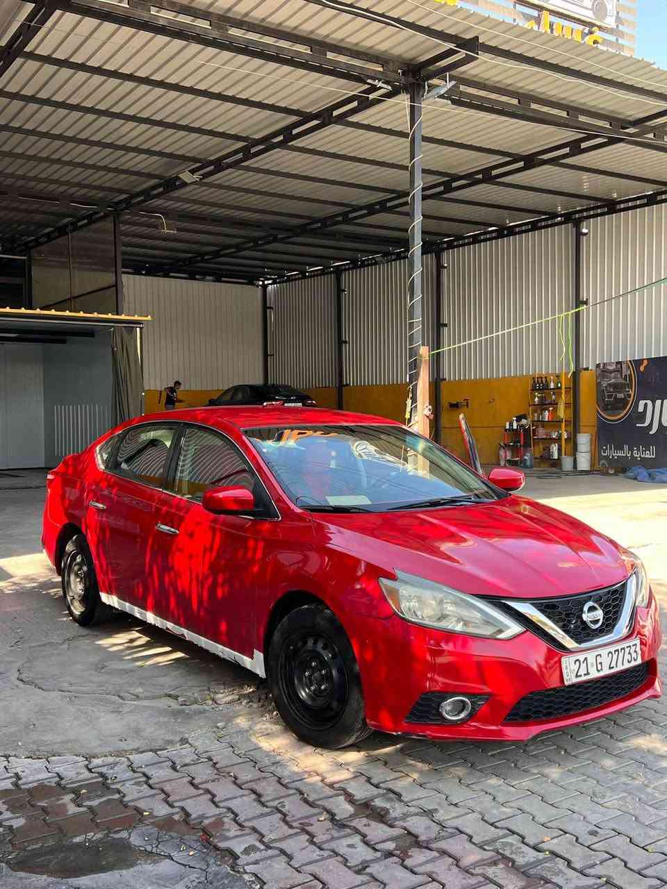 للبيع نيسان سنترا 2017 فئة SV
🚗 محرك اقتصادي وناعم – فتحة ذكية – شاشة – كاميرا خلفية – مثبت سرعة – تبريد ممتاز.
📅 الموديل: 2017
⚙️ الجير: أوتوماتيك
 رقم شمالي 

الموقع : كركوك 

🔹 الحالة:
 • السيارة نظيفة ميكانيك وكهربائياً.
 • مبدل 3 قطع: البونيد أصلي بلادي، الجام لغ الأمامي جهة السكن، والجام لغ الخلفي فقط.
 • بدون حوادث داخلية (الدواخل فابريكة).
 • إطارات بحالة جيدة وصيانة منتظمة.

💰 السعر: 97 بيه مجال بسيط 
📞 للاستفسار: *********** كركوك, العراق
