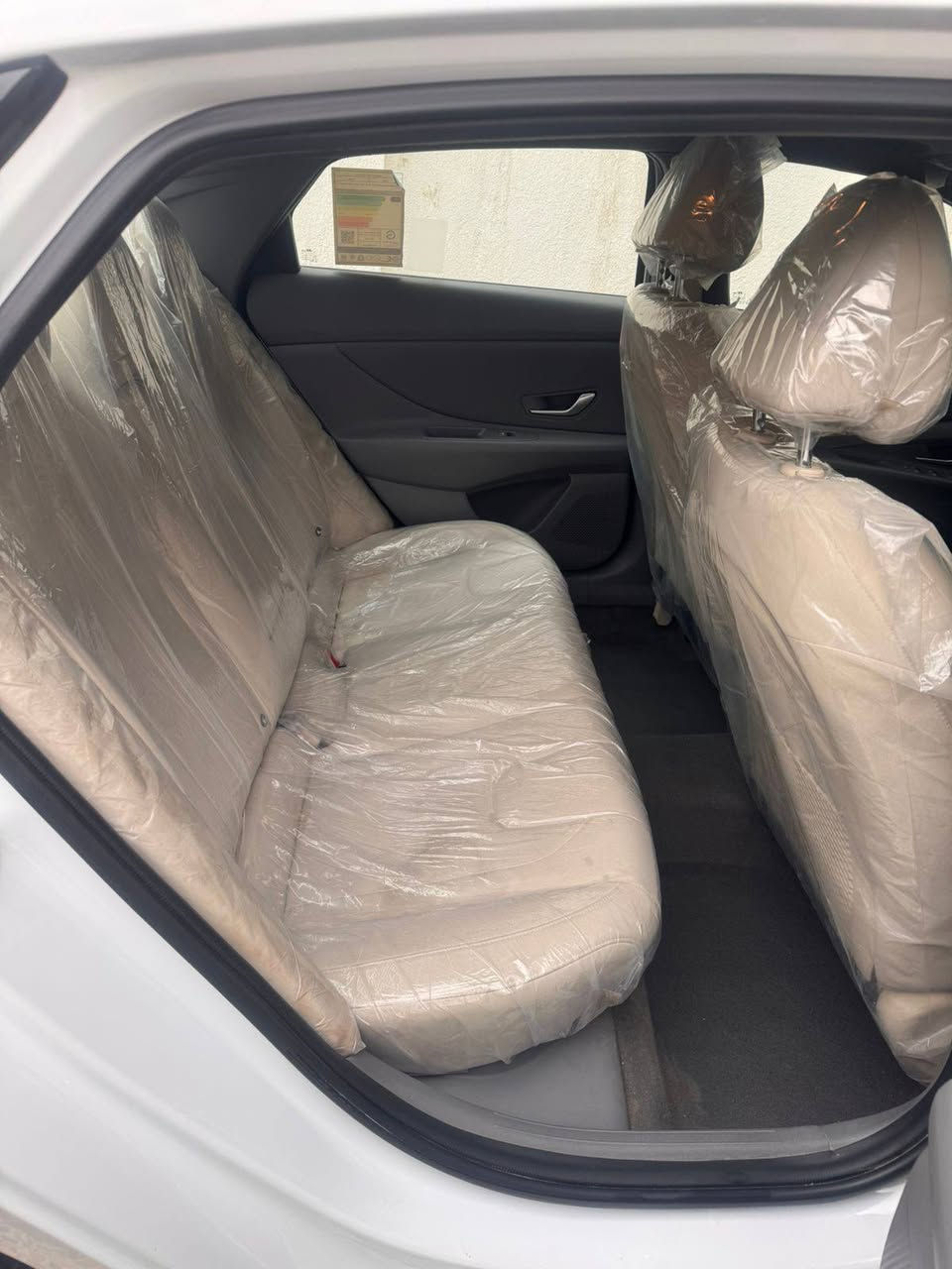 السلام عليكم النترا 24 اصلية مكينة 2000 خليجي فول مواصفات
 فتحة بصمة 
تشغيل عن بعد حساس
 امامي خلفي 
صندوق ذكي مري شفط ماشية 33 مكفولة بيها فقط شخط بسيط بالجاملغ بغداد بااسمي 
***********
السعر ١٨٣ وبيها مجال
