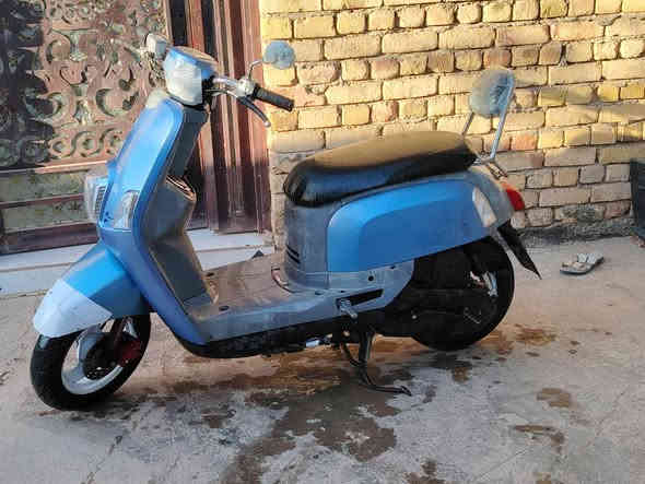 السلام عليكم للبيع لون مميز بلادي 
 الدراجه نضيفه بلاديه 49 ممفتوحه ابد
طستها حلوه شلعه ومعدل عداد شغال كيج بانزين شغال 
مابيها اي نقص سلف هندر هورن لايت عالي ناصي اشاير يمنه يسره مابيها اي نقص تجوه خلفيه بريرك امامي خلفي صطب لايت السعر 700 وبها مجال هذا رقمي***********
