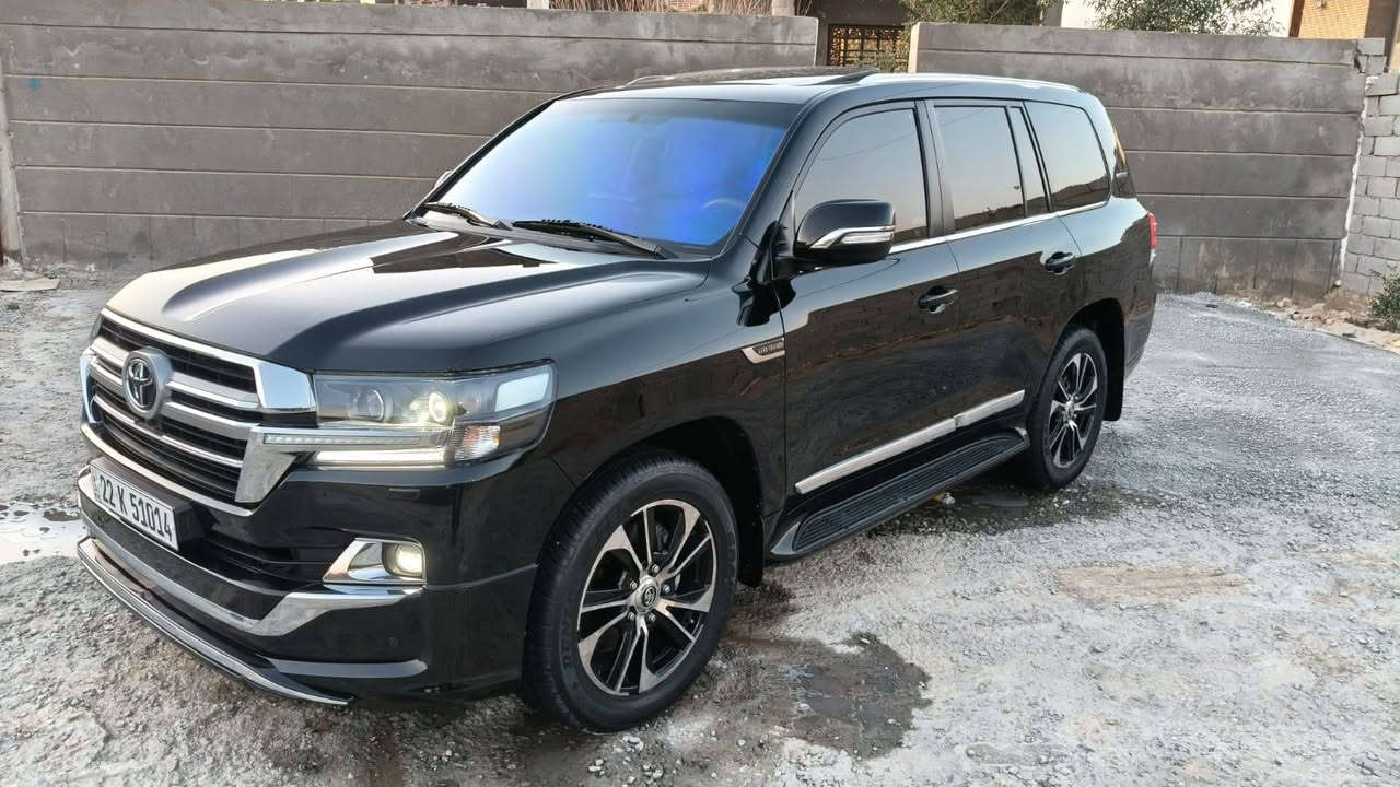 السلام عليكم 
السعر (($490))وبيها مجال للشراي 
***********
***********
سياره لاندكروز2018 سنويه مجدده رقم نكليزي اربيل سياره كفاله عامه من دعاميه للدعاميه فول موصفات سياره جديده 6سلندر علمآان السياره مضلله 80٪ مخوله بلتضليل سياره ماشيه 48 الف حقيقي جديد للاستفسار الاتصال على الرقم التالي 
المكان/ذي قار/ مركز المحافظة
