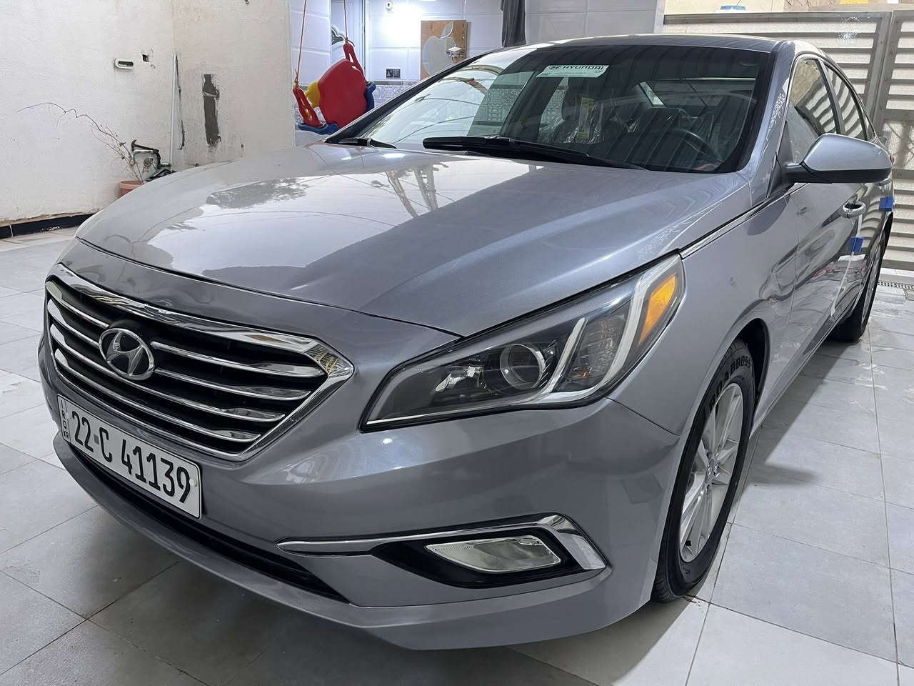 السلام عليكم سوناتا 2016 امريكي  حادث سياره نص بنيد بدون دواخل بدون ايرباك نفسه مصبوغ سياره جديده وجاهزه كير  محرك كفاله صدر امامي خلفي جديد تبريد ثلج تحكم ستيرن جهتين  ماشيه 117 محرك ٢٤٠٠ كفاله 
رقم اربيل دولي وكاله بسمي 
سياره مال بيت 
مكان صويره
سعرها١٢٥
***********
