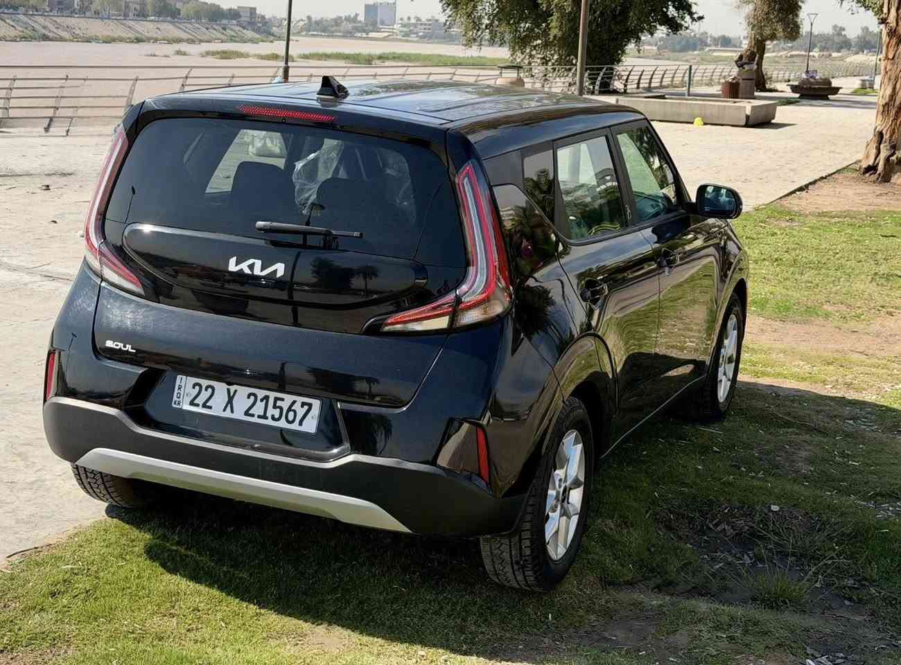 للبيع فقط بدون مراوس
كيا صول الشكل الجديد موديل 2023 
ترقيم جديد اربيل بسم شركة
 تحويل لو وكاله مضمون بضمانتي
حادث دعاميه فقط وشبر بارد بحافة البنيد  سياره كلين بدون صبغ بدون ايرباك 
سيارة جديدة كولش بدون اي نقص 
ماشيه 63 ألف مشي امريكا فقط
مواصفات 
شاشة الكتروني ديجتل 
محرك 2000 دوش 
رادار امامي 
رادار جانبي بلمري
رادار خلفي
هيترات كشنات وستيرن
شحن واير ليس
لايت لد وزنن 3 عدسات
بكلايت لد
مانع انزلاق
نظام نقطة عمياء 
كروز مثبت سرعة
شاشه كبيرة كار بلي 
كامرة دوارة 
تحديد مسار / قيادة ذاتية 
توقف ذاتي  / تنبيه مسار
اشارة ترحيب / اطفاء ذاتي 
تحكم جهتين ستيرين
حساس اطارات 
3 وضعيات قياده
‏ SPORT-SMART-NORMAL
--------------------------
سعر مناسب 158 وبيهة مجال بسيط 
مكان السيارة بغداد العطيفيه
للأستفسار ***********
