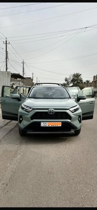 راف فور هايبرد ٢٠٢٣ فئة xle لون منيز سموك حادثها بنيد ماشيه ٣٥ ميل رقم...