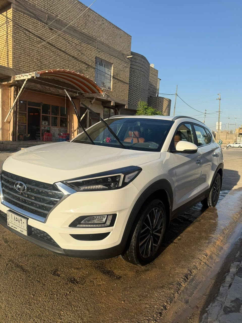 توكسان ٢٠٢٠ ماشيه ٢٧ سعرها ٢٣٥ فول مواصفات غير متواجد على الفيس***********
