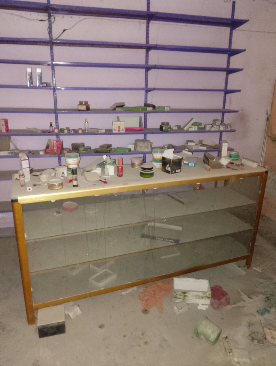 سلام عليكم
عندي باترينات عدد 5
3 قطع المنيوم وجام 
وقطعتين فقط جام موضحات بلصور 
الي يفيدنة يدخلي خاص ويدلل


**إذا كنت صاحب هذا الإعلان وتريد حذفه لأي سبب، رجاءا أرسل رسالة إلى الدعم الفني**