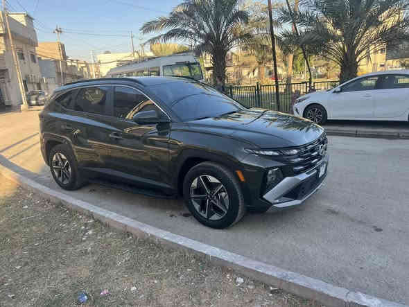 توسان 2025وارد امريكي جاهزه السياره بدون رقم محرك 2500ماشيا 1400زيرو الون زيتوني مكان سياره بغداد رادارات تشغيل عن بعد كرسي كهرباء شحن واير ليز تبريد خلفي جنطه كهرباء 2ويل اي ستفسار تصال بالرقم *********** السعر204 بدون مراوس
