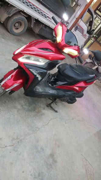 سلام عليكم سكنس تايرات جدد كهربايات كاملة محرك مامفتوح السعر مناسبة  275وبي مجال المكان ديالى بعقوبة الرقم ***********
