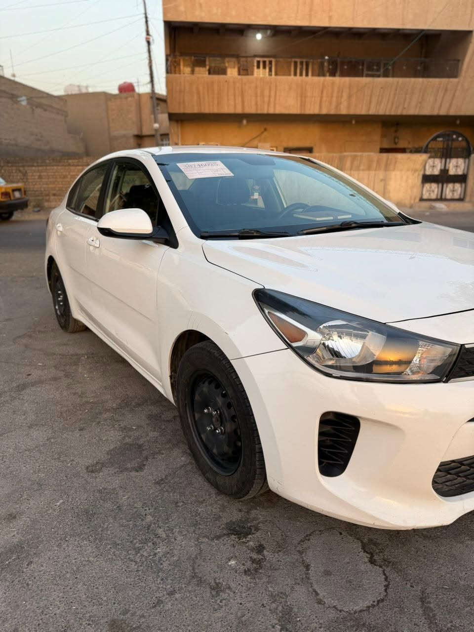 كيا ريو موديل 2020 للبيع  
مكينة 16 دوش دبل نوزل 
كير اوتو .. تبريد  *  تدفئه
بجم كبس
بدون ايرباك
 ضرر جدآ بسيط بالجاملغ الخلفي
شاشة كامرة 
حساس تايرارت 
نظام قيادة عادي وسبورت 
تحكمات استيرن جهتين 
اي بي اس
سيارة بسمي رقمها اربيل جديد تحويل ثاني يوم
اتواجد حاليآ ب اربيل ومرات اتواجد بالموصل
السعر 119$ وبيها مجال 
للتواصل ***********
