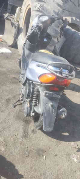 البيع السعر 200 هاذ رقمي *********** بيه لو بكن لو زنجيل
