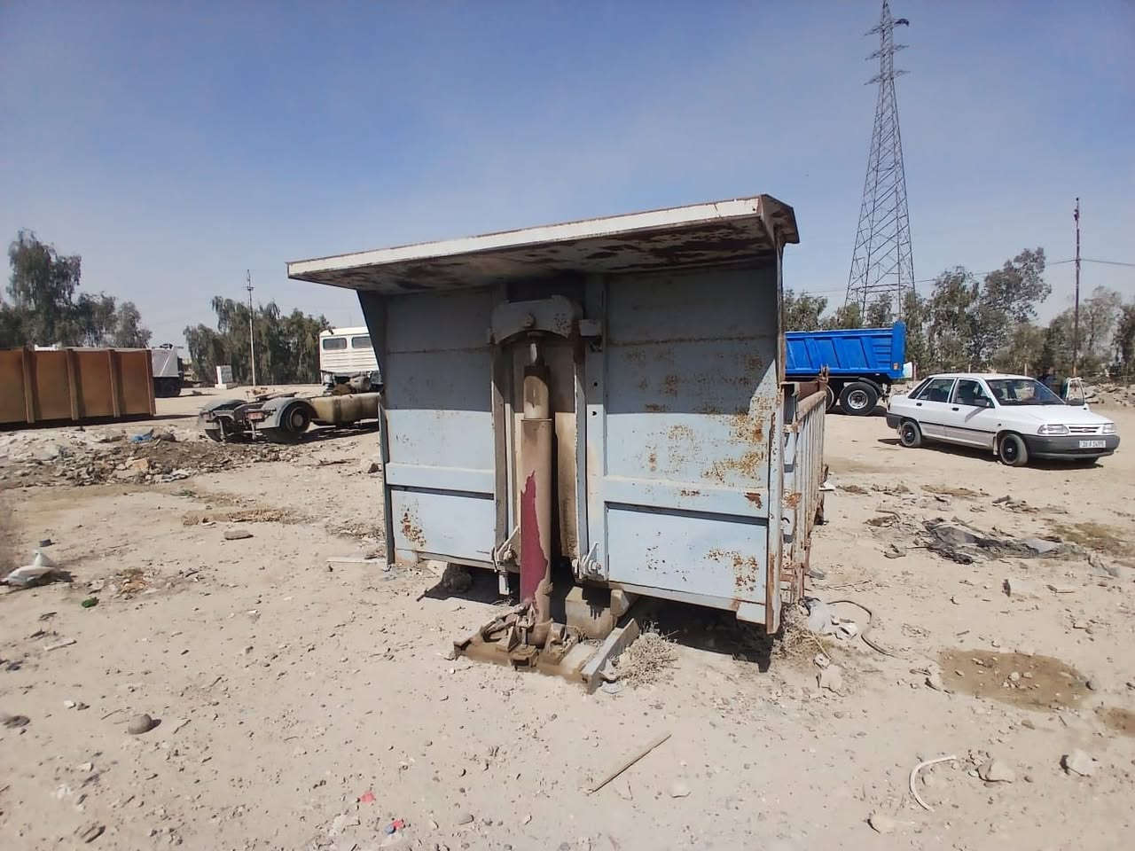 للبيع
***********
