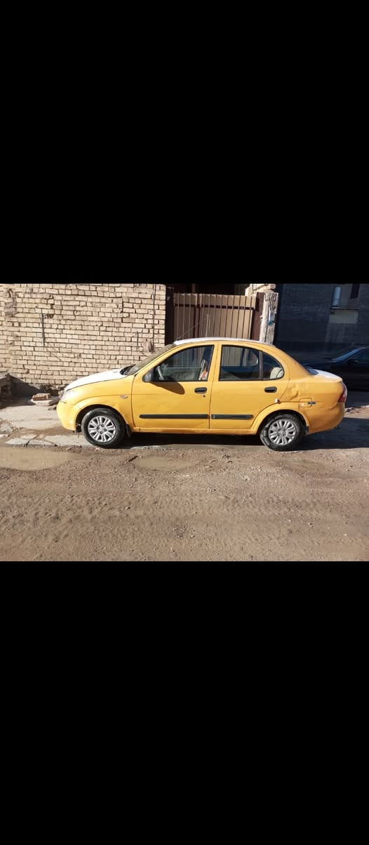 طيبة موديل 2015 باسمي كير ومحرك مكفولات صدر جديد شاشة اندرويد 

السيارة نظيفة وحلوة ومامتعوبة بالعافية على الياخذها 

العنوان :  بغداد / الغزالية

السعر ٣٢ بيها مجال للطيبين 

***********
