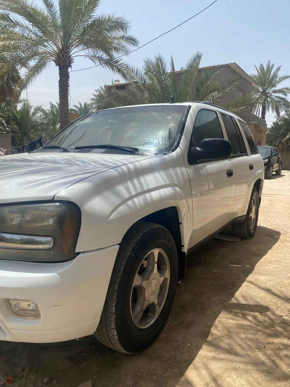 السلام عليكم سيارة بلايزر موديل 2008 رقم بابل بأسمي السيارة مكفولة كفالة عامة بدون قطرة صبغ كير ومكينة مكفولات  دواخلها كلش جديدة مناقصها شي حدادية جديدة تايرات جدد السيارة مال بيت يعني مامتعوبة تحويل ثاني يوم مكانها بابل المسيب السعر ٩٥ ورقة وبيها مجال للإستفسار الاتصال ***********
