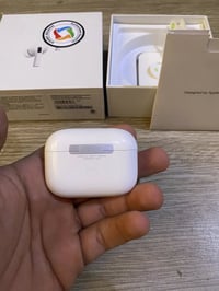 اير بود برو 2  مستخدمه نضيفه مكفوله من كل شي نضيفه جداً ضمان ماستر وسع...