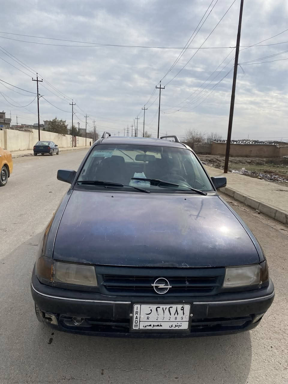 السلام عليكم  ‏ ‏للبيع حجم 18شرط تحويل وكالة ‏موديل 94 ￼ سنوية 2027 شرط ‏شرط محرك كير طقم تواير جد شرط تبريد
￼￼ تدفئة شرط ￼ سيارة بلادية شرط ما بيها معجون ولا صبغ ￼￼ شرط ￼شرط الكربون  سيارة كلها شرط ￼السعر 52.        ***********.        ***********
