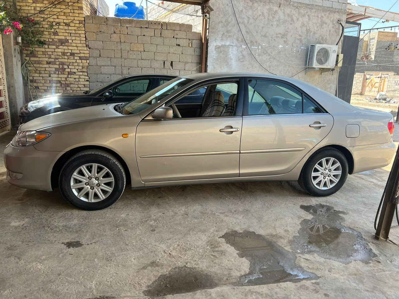 كامري 2006 امريكي حادثها امامي مبدل البنيد وجاملغات مصبوغات رقم بصره انكليزي بأسمي 
السياره جديده بمعنى الكلمه وجاهزه من كلشي مكينه كير حداديه كله جديد ماعايزه برغي فقط بيها جراد بالقماره ومكانات 
المكان نجف مشخاب 
السعر ١٠٥ 
***********
