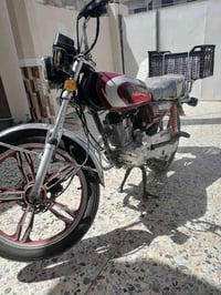 موطور موديل 20 اسعر 500وبي مجال مامتواجد على الفييس هذا رقمي 078227886...