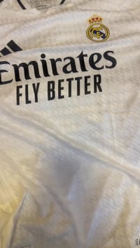 ريال مدريد • ٩ قطع • ملابس