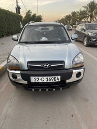 توسان 2009 خليجي بيه جاملغ مبدل بلادي بيه منظومه غاز السياره بصمه شاشه...