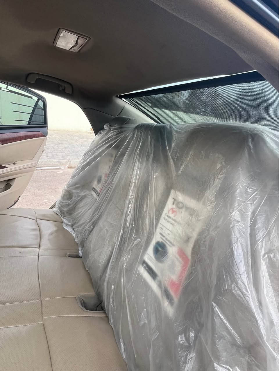 مودیل 2011
لیمی تیدی
قەپات موسفاتە 
هیچ لیدان نوسبوخی نیە تەنها ٣جیگیا سەردە کوتە
رەقەم سەنەوی هەموو نوهیە *********** Singapore
