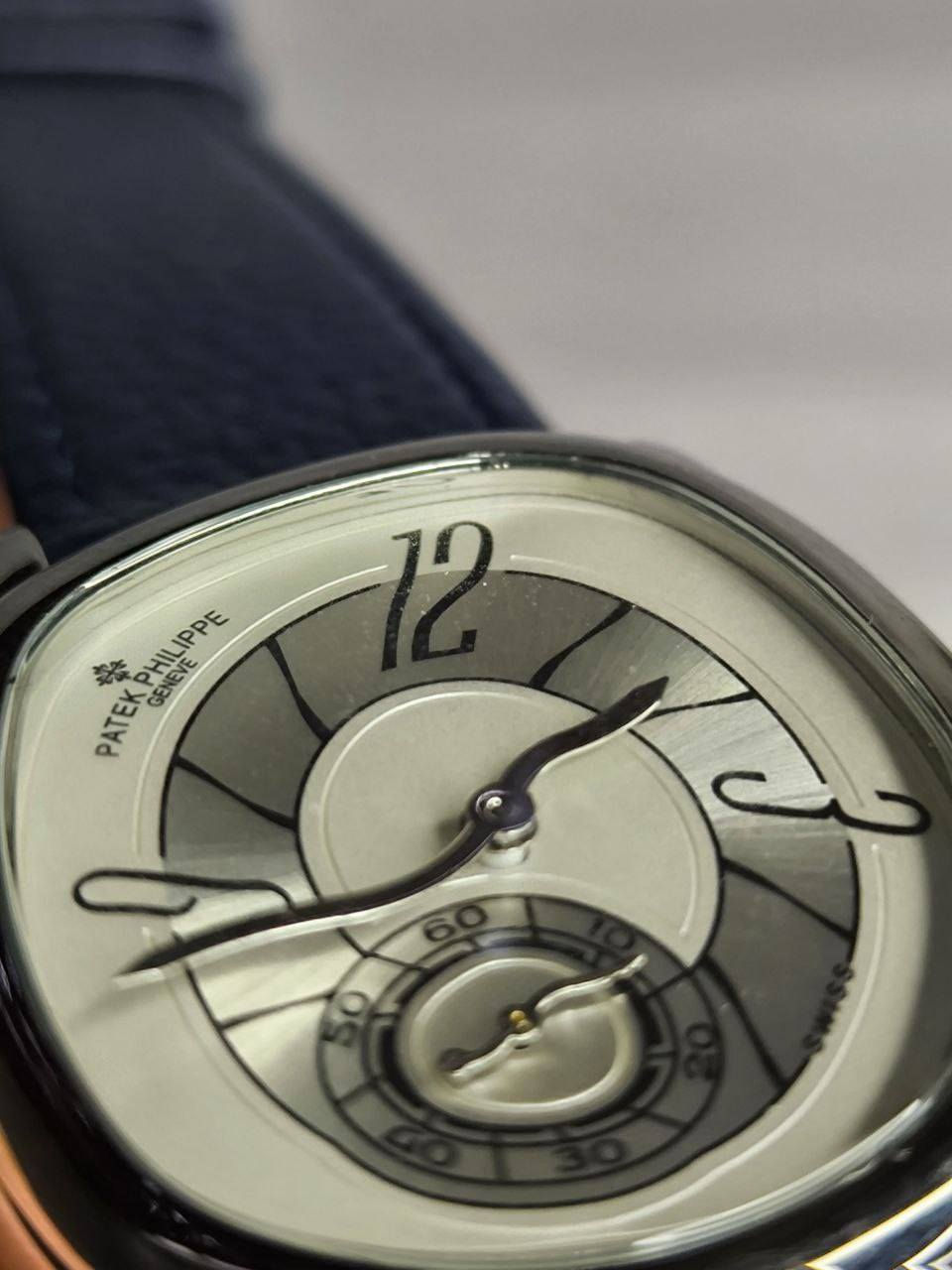 باتك فلبPatek Philippe مايع

تحفه فنيه تتخطى مفهوم الوقت 
نسخة مميزة
مكينة كوارتز  
سنتر ثواني منفصل 
الميناء مايع بدزاين عصري  
زجاج معدني مقاوم للخدش 
الهيكل مصنوع من ستانلس ستيل 
مختمة من كل مكان
مقاومة ماء وغبار 
سير مصنوع من الجلد الطبيعي 

السعر :- 35 الف ع اول تم 
للحجز والاستفسار يرجى الاعتماد خاص


**إذا كنت صاحب هذا الإعلان وتريد حذفه لأي سبب، رجاءا أرسل رسالة إلى الدعم الفني**