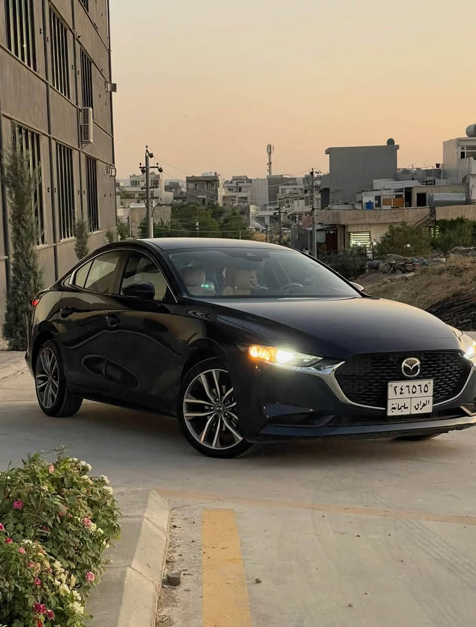 ( ﷽ )

( مازدا ٣ سیدان مۆدێل ٢٠٢٠ ) فوول بێ سڵاید ناو کرێمی دەگمەن 
مەکینە ( مەڕغوب ٢.٥ بێ تۆڕبۆ ) کوشن جڵد ، ناوکرێمی ، ڕادار و خەتی جادە ، ئەوتۆ ستۆپ ، ئۆتۆ هۆڵد ، لایتی ئەوتۆ فولەکانی ئەوتۆ برێک بەصمە دەرگا بەصمە ، فڵچەی جامەکانیشی ئەوتۆیە لەگەڵ تەڕبون ئیش ئەکات گێچی نیودیجیتاڵ شاشە کارپلەی کامێرا گێڕی سپۆرت سەیارەیەکی گەنجانە و ڕێک و پێک بۆیاغ یەک چەمەلەغ لای سەیاق لەگەڵ یەک پەڵە لە بۆنیتەکەی و یەک پەڵە لە دەرگای دوای سەیاق بێ ناوگرتن بێ ئێرباگ تەقین هەموو شتێکی بەشەرت بێ مەسرەف  سەنەوی تا ٢٠٢٧ تازەیە بەناوی خۆمانەوەیە کێشەی هیچ نییە 
نرخی ١٣٨ $ معامەلە *********** السليمانية, العراق
