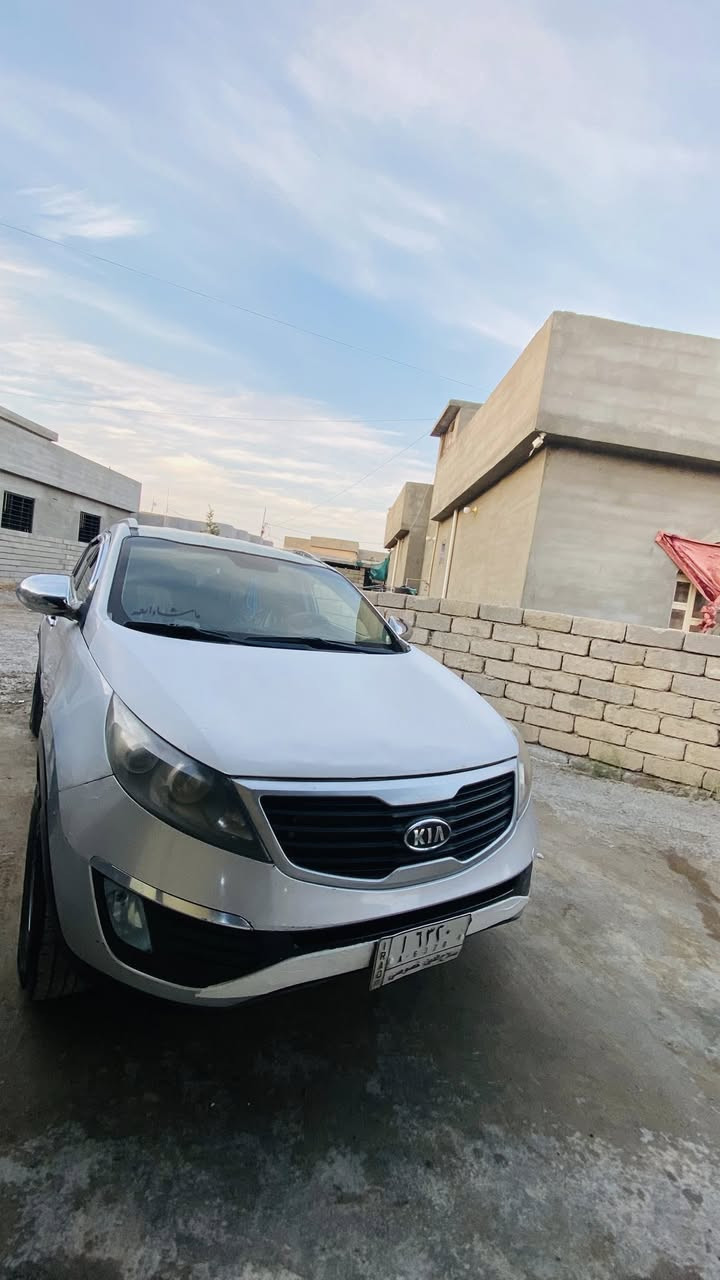 سلام عليكم ورحمة الله وبركاته
كيا سبورتج 2011

محرك 2000

السياره نضيف مال بيت

ضررها جاملغ وشويه بل باب الخلفي من اليمنى

السعر 120وبيها مجال للشراي

للتصال***********
