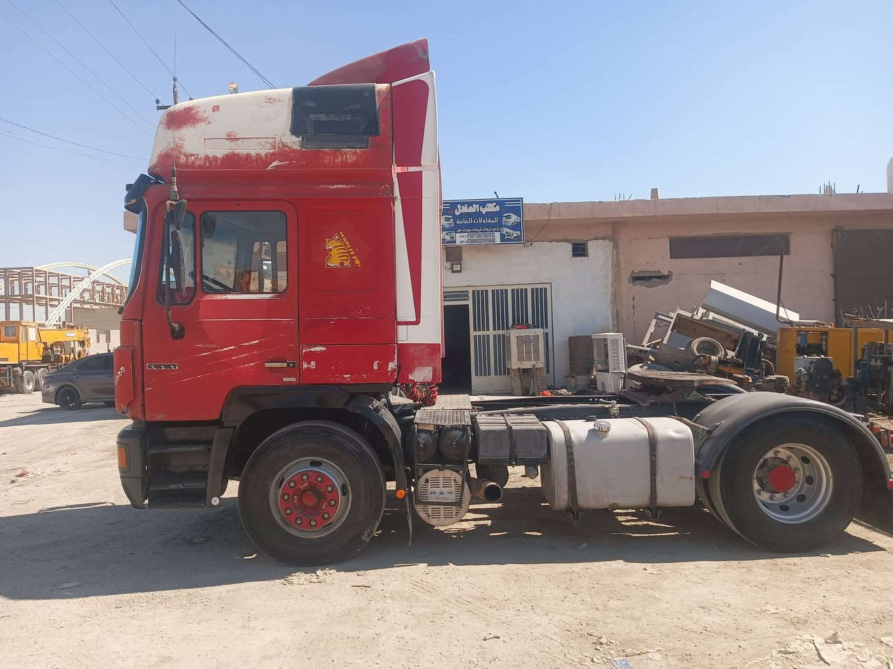 سلام عليكم مان صقر البيع موديل 96رقم الانبار مربوطه عربانه كامله مناقصها شي مكانهاا الانبار فلوجه ***********/////***********
