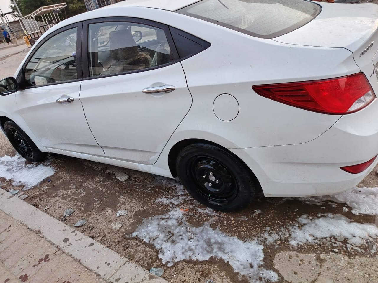 اكسنت موديل٢٠١٧
رقم نجف دولي بسمي سنويه جديده
مكاني نجف حي لانصار 
مكينه ١٦٠٠ مكفوله
كير مكفول
تبريد مكفول
بيهة فقط البنيد مبدل بدون اي دواخل 
السياره جديده معايزه اي شي
السعر ١١٥ مجال قليل  
***********
