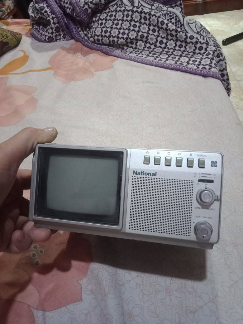 تلفزيون ناشونال ابيض واسود يابانى شغال حاله ممتازه قديم جدآ تحفه بجد تستحق الاقتناء


**إذا كنت صاحب هذا الإعلان وتريد حذفه لأي سبب، رجاءا أرسل رسالة إلى الدعم الفني**
