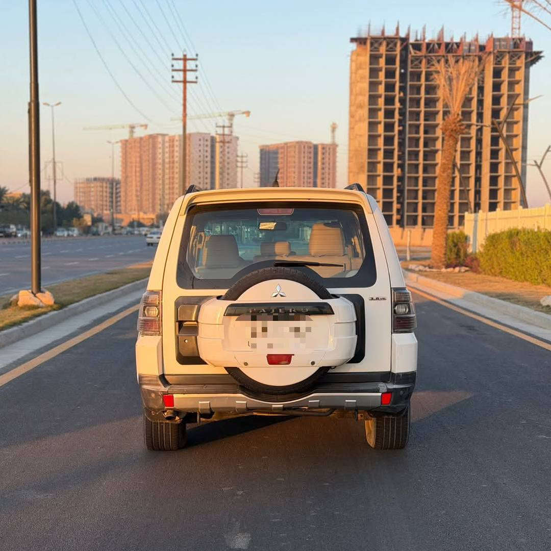 ‏‪.
سلام عليكم 

باجيرو حبتور  (فول مواصفات). 2008

 مكينه 3800  
السياره فول مواصفات
فتحه. فور ويل 
4x4
كشن كهرباء
تدفئه كشنات 
تحكمات ستيرن 
مري شفط اشاره بل مري
شاشة
حساسات خلفية
كامرة خلفية
سياره جاهزه خير من الله
كير محرك تبريد خير من الله

 بيهة قطعة ونص صبغ اثر شخوط و سونار مرفق تكدر تشوفة

السعر 117

مكاني حلة 

 ‏‪***********‬‏  للاستفسار الاتصال على الرقم
