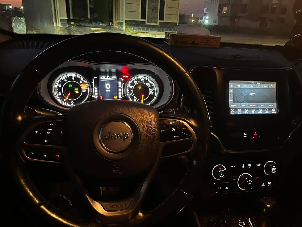 السلام عليكم
‎اريد مراوس بنيسان روج حديث وانطي فرق اذا نتفق.
‎السيارة فول كلش، فئة لاتتيود بلاص موديل21. ضربة جانبية، محركها بلادي حتى بلكاتها بلادية
‎كشنات جلد، بنوراما، تحكمات ستيرن، تدفىة كشنات وستيرن، رادار امامي خلفي، كامرة.
‎مكينة 4 سلندر، 2400
‎ماشية 73 ميل
‎مكاني كربلاء
‎***********
‎
