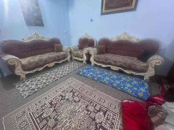 تخم ابو التاج للبيع مثل ماموضوع بالصوره 5 قطع السعر 650 وبيه مجال العنوان الحله سياحي الدلاوب رقم الهاتف ***********
