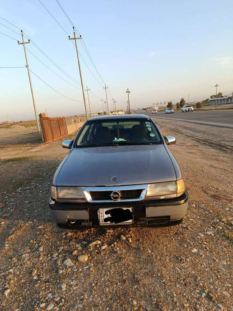 سلام عليكم اوبل فكترا موديل 92جنطة محرك20 كير ومحرك بشرط بدون ضربة صبغ عام للجمالية كهربائيات كلها شغال وبي كوبون بنزين سنويه جديد لحد 2027 يرهم مراوسة مع كيوكيو سعر 28مكاني التون كوبري ***********/*-+*********** ديبيس, كركوك
