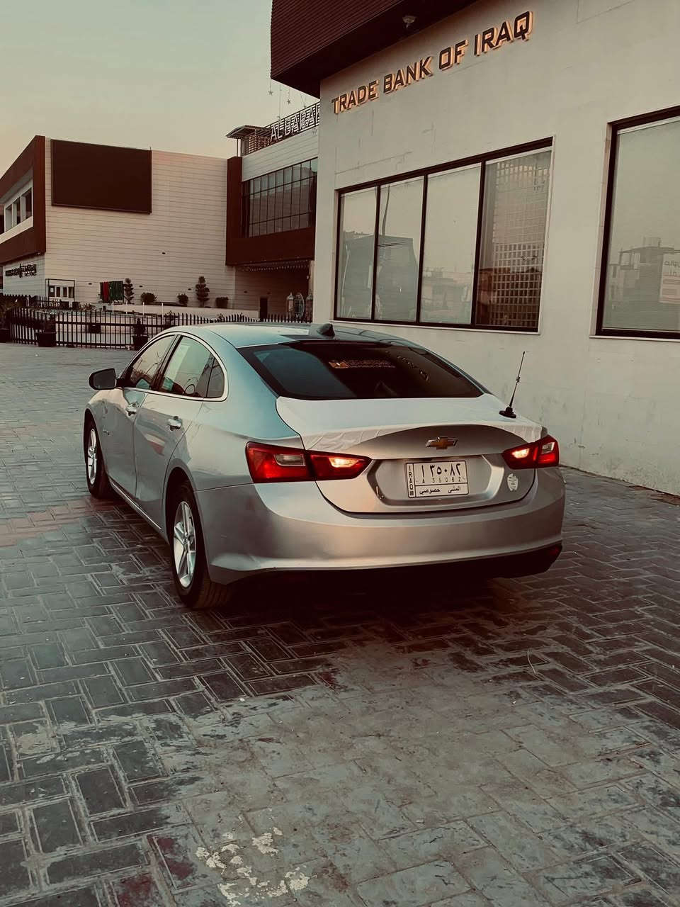 سلام عليكم ماليبو 2020 LS
مناقصه شي جاهزه سياره 
رقم المثنى معوقين 
تحكم جهتين مثبت سرعه كامره تبريد قطعتين زنون عالي ناصي بصمه ترحيب 
كير مكينه حداديه تخم تاير باتري كله شرط 
السعر95 وبيه مجال بسيط
رقم تلفون/***********
