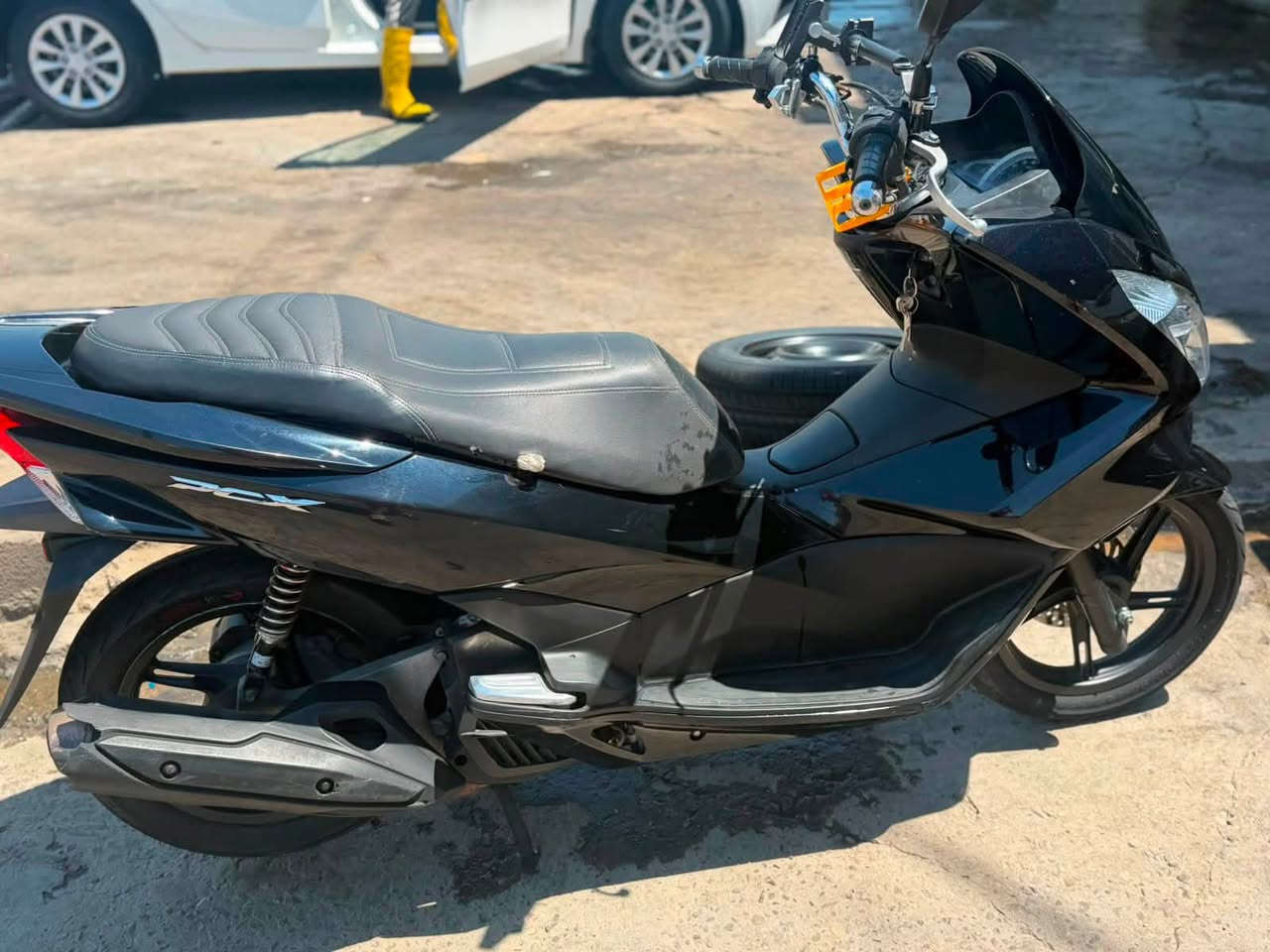 سلام عليكم....
دراجة (PSX)...(جيل الثاني)  
🛵للبيع  
دراجة شلعه معدل كهربائيات كلهه شغاله 
دراجة جديده  مصارلي كم يوم من نزلته من الرمبه بس حتاجيت فلوس بلادية ماشيه 61 الف 
أي نقص مابيهة مكاني بغداد الشيخ عمر 
الاستفسار : ***********
 يشهد الله دراجه جديده مكينه ممفتوحه بلادي وديه اي فيتر السعر 15 وبيها مجال
