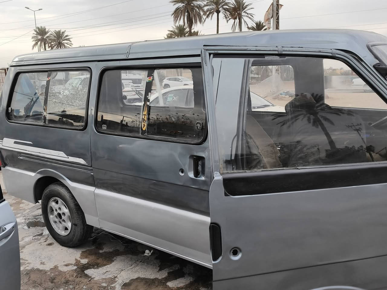 كيا بستا 
سلام عليكم كيا بستا 1993 رقم بغداد أجرة لل28 تحويل ثاني يوم بدون وكالة تريد مكاتبه ماكو أشكال سيارة بلادية رش جمالية مكينة تجفيت جديد بم جديد كهربائيات جديدة دوشمة جديدة نقص صدر وباور ستيرن سعر 45 وبيها مجال مكان أبي غريب 
للاستفسار *********** 
كورك ***********
