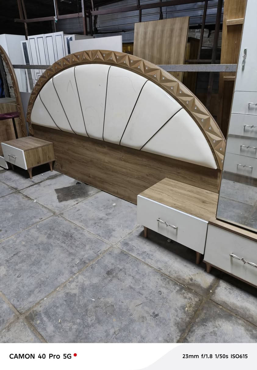 غرفه تركيه فول نظافه95/
المكان حي العسكري
الشراي يتصل ***********
