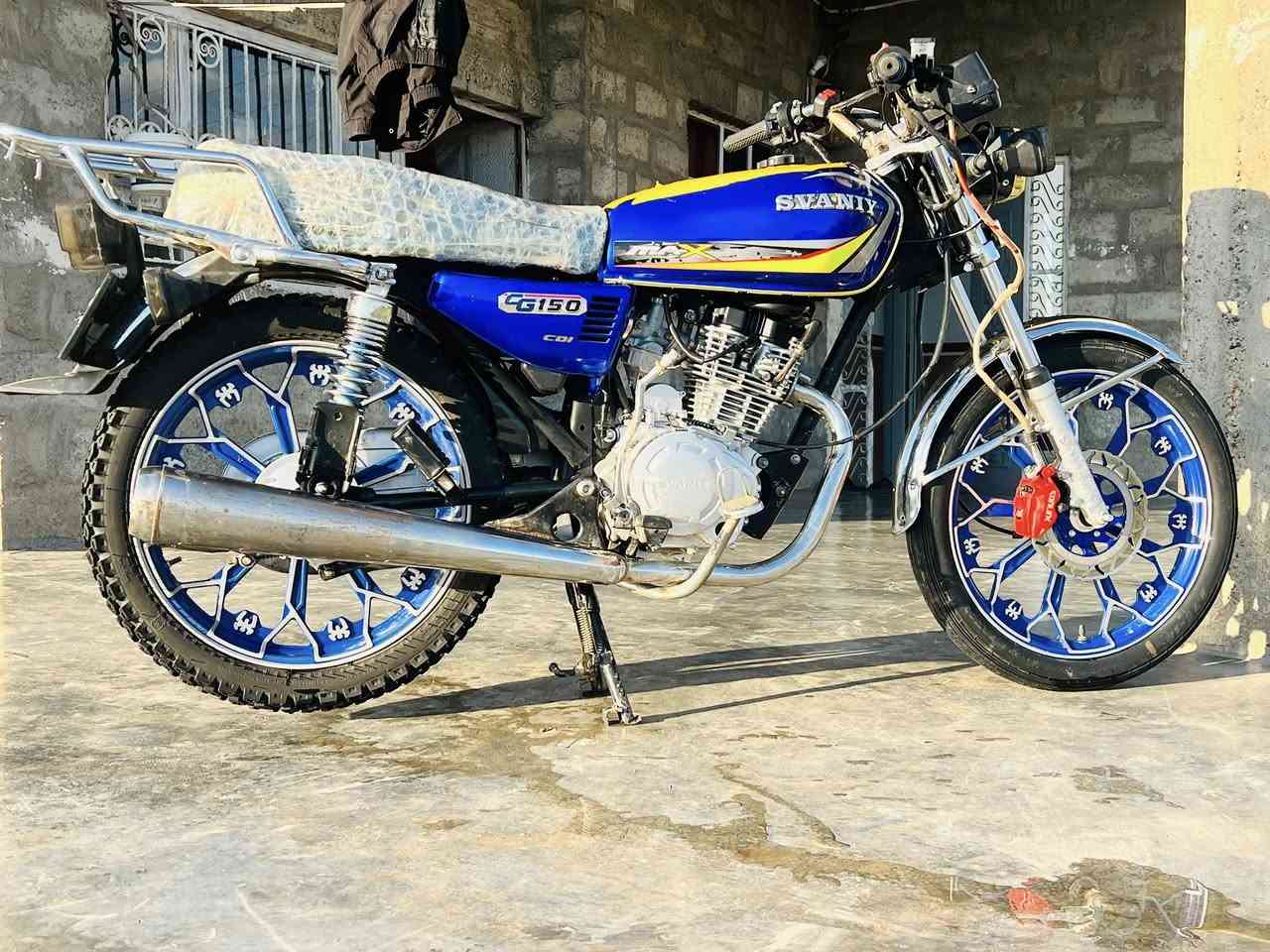 بعد السلام
درااجه ساڤين موديل 2024 نضاافه ونشااط فوول من التاير للتاير شغاال محرك شرط مامفتوح برغي سعر 600 وبي مجاال موحود خااص او ***********
