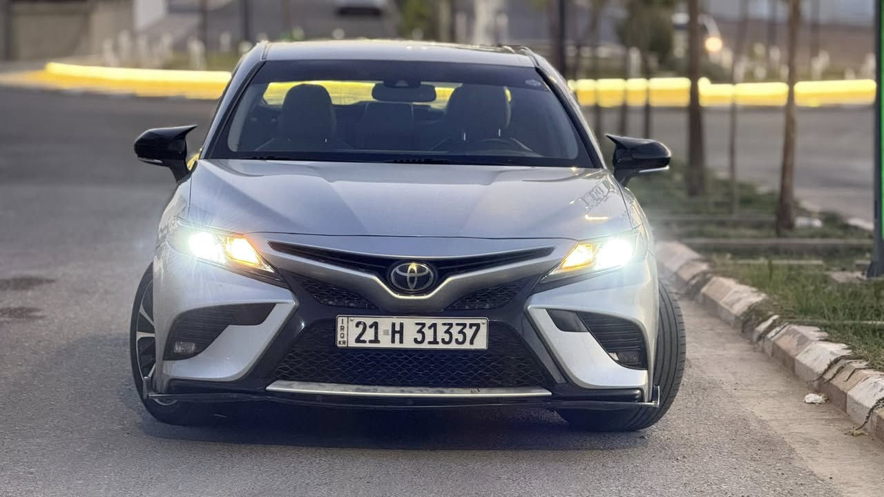 كامري2020/seسلفرAWD
ماشيه 67mi
فول مواصفات بفئهse
حادثها بنيد وجاملغ بدون شواصي بدون لغد ومبدلات بلاد مابيها نقص وقطعيتن بارد مدري 3 بل جاملغ الخلفي 
سعرها166وبيً مجال 
***********
مكانها بغداد
