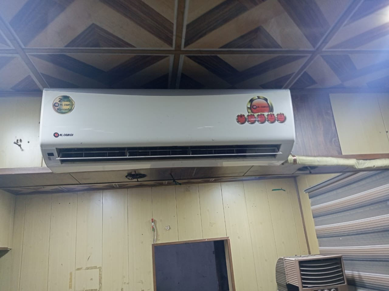 غراض كوفي للبيع سبلت تعليگ عددد3
سبلت عمودي عدد1 
بلازمات شينون حجم 65 مع ضمان عدد 2 
مبرده 6 قدم عدد 2 
تخم قنفات 25 قطعه 
كرسي عدد 25 
مراوح تعليگ + سقفيات 
نراكيل خشب عدد 70
مجمده زغيره 
بردات تعليگ عدد4
ستلايت قناه الرابعه منضومه كامله 
راوتر 3 قطع اصلي
طاولي خشب عدد 2 
دومنه اصليه عدد 5 
ميز دومنه عدد 6


**إذا كنت صاحب هذا الإعلان وتريد حذفه لأي سبب، رجاءا أرسل رسالة إلى الدعم الفني**