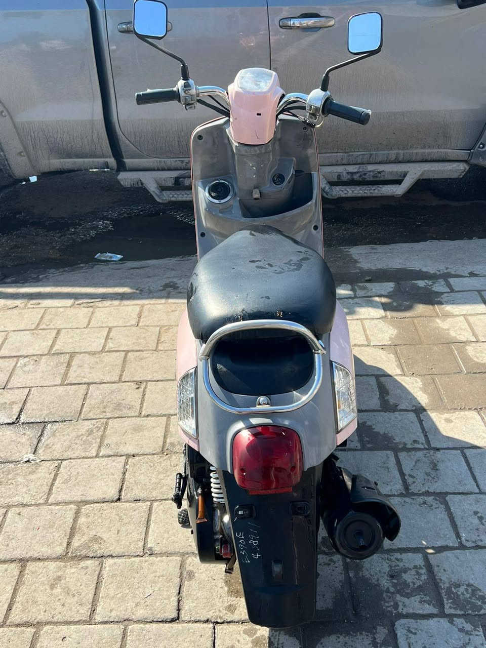 الدراجه نضيفه بدون نقوصات السعر 900 المكان مدينة الصدر ***********
