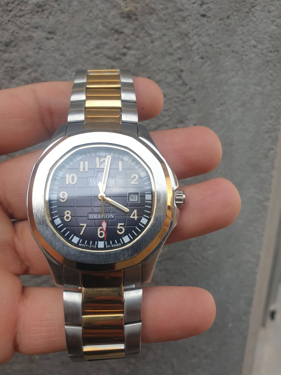 ساعة للبيع او مراوس حسب القناعة النظافة ٩٨ بالمية  هذا أسم الساعة SVESTON  سفيستون احد الشروط اصلية


**إذا كنت صاحب هذا الإعلان وتريد حذفه لأي سبب، رجاءا أرسل رسالة إلى الدعم الفني**