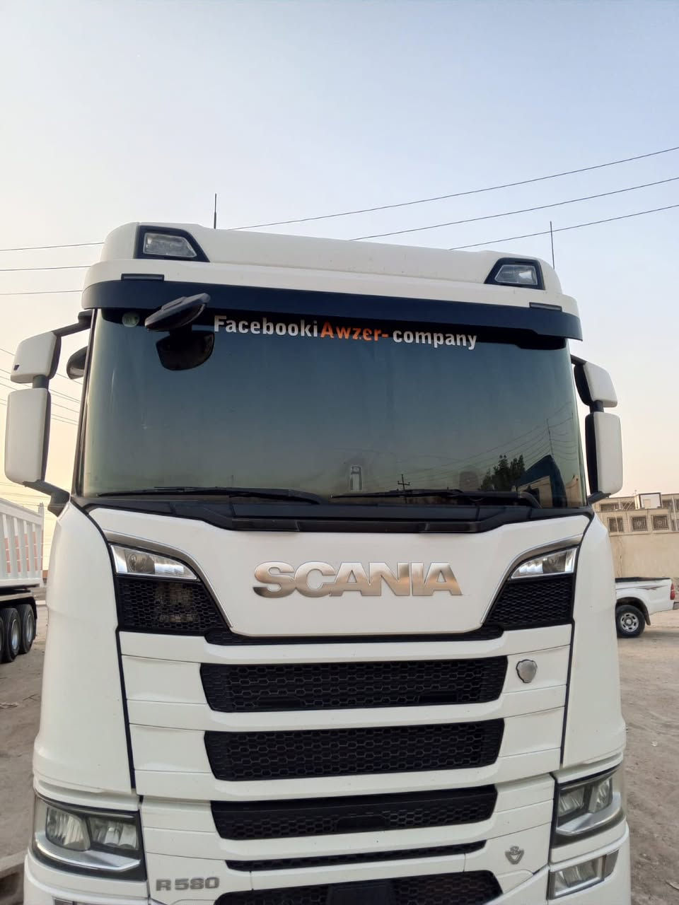 السلام عليكم سكانيه 2017 سحال باج بطن بلادي مكينه 580 سوبر عادي  عربانه عبدالله جوهر مربوطه وراها بسنويه 
بسمي 
مكلف بنشر
الاستفسار الاتصال على الرقم ‭٠٧٨٧ ٤٤٩ ٨٦٨٩‬
