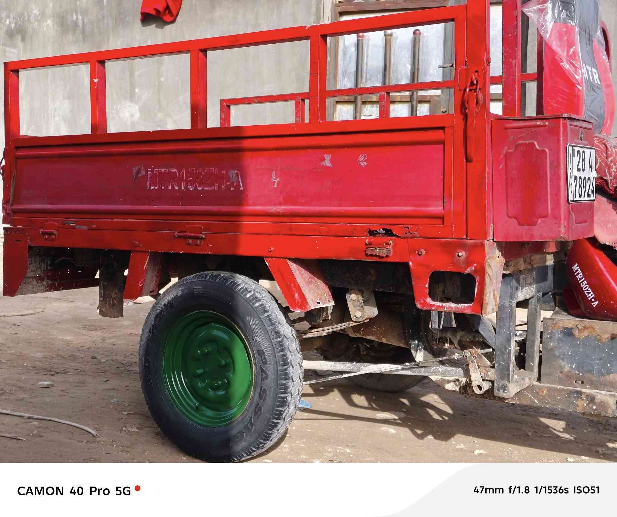 السلام عليكم ستوته للبيع 2018 رقمه سنويا انجليزي مداور ثاني يوم العنوان نجف شارع الصبر***********
