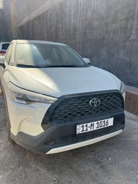 كورلا كروز 2025 ماشيه 6000 كم  بعده زيرو  صار بيه طخه بالباب الي وره ا...