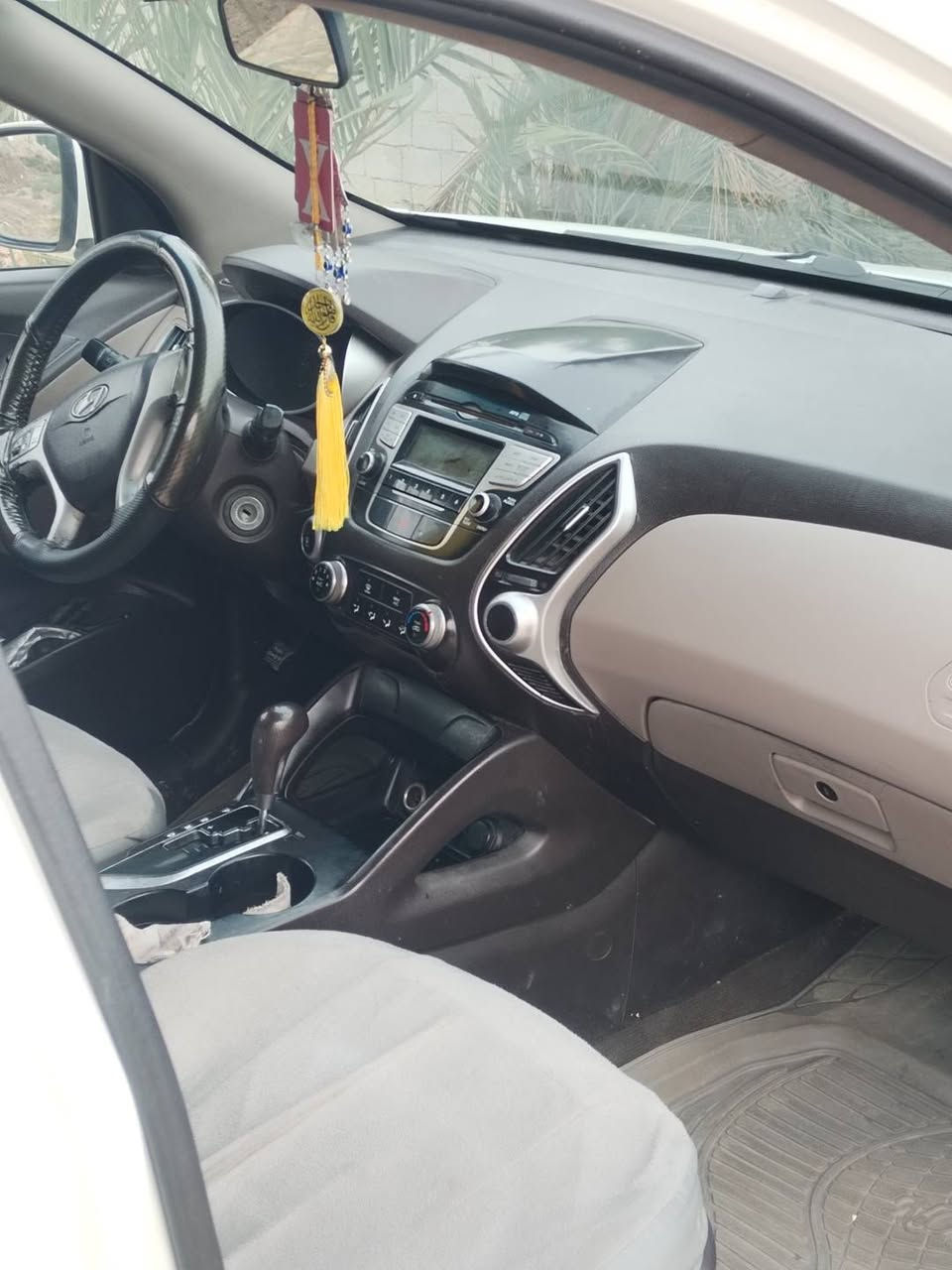 توسان 2013 للبيع كلشي واضح بالسونار محرك كير تبريد كفاله عامه مكاني بابل جبله ***********
