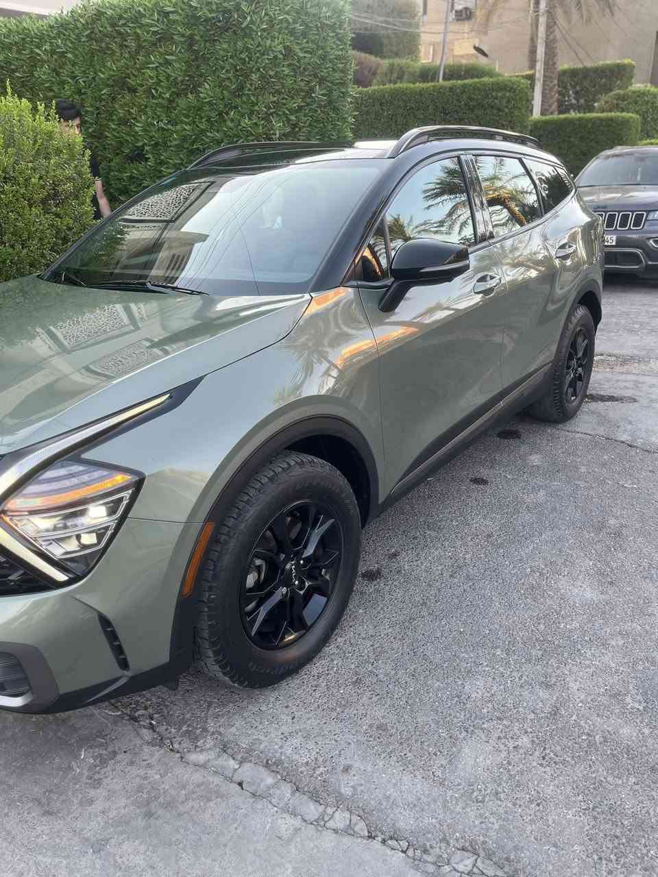 سبورتج اكس برو 2023
فول مواصفات ١/١ اعلى فئة بالسبورتج
ماشيه 60الف كيلو متر 
خمس كامرات
بانوراما 
شاشة كاملة متصلة مع ثيمات متغيرة 
مود درايف 
كشنات خزن ميموري 
كشنات تدفئة تبريد
سستم صوت هارمن كاردن
حساسات امامي و خلفي و رادارات
توقف ذاتي 
جنطة كهرباء 
وبعد بيها هواي مواصفات
الضرر / جاملغ وبنيد وشبر بل لغد 
 
للاستفسار/***********
مكاني بغداد
السعر 225
