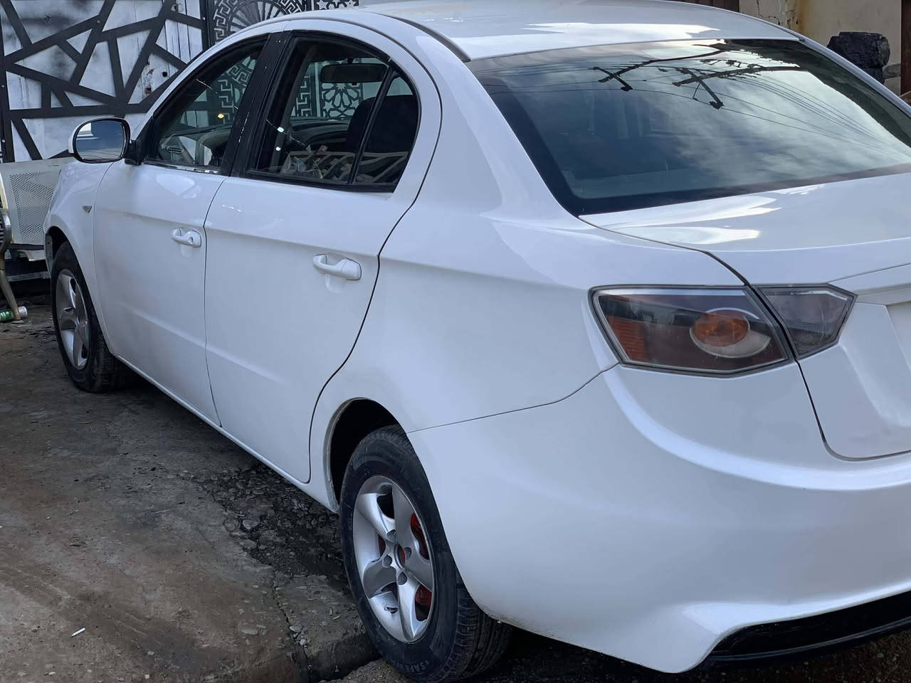 فاو اولي مويد 2015 فو ل السعر 45 *********** بيع اومروس العنوان الموصل حي السماح
